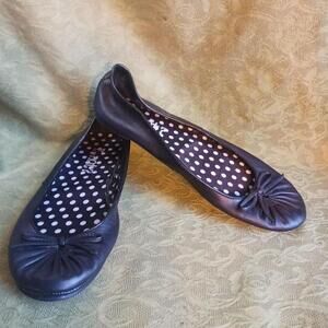 Y Not Black Leather Ballet Flats Size 6